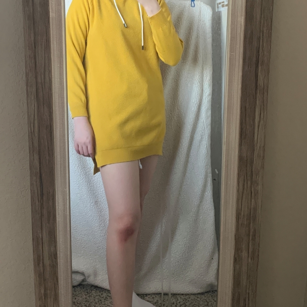 Sweater - Picture 2 of 5